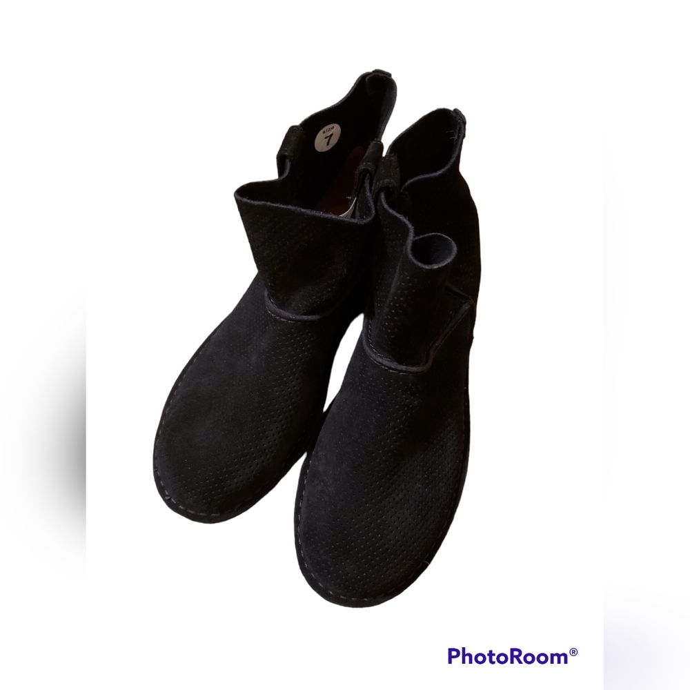 Ugg Black Mini Boots Unlined